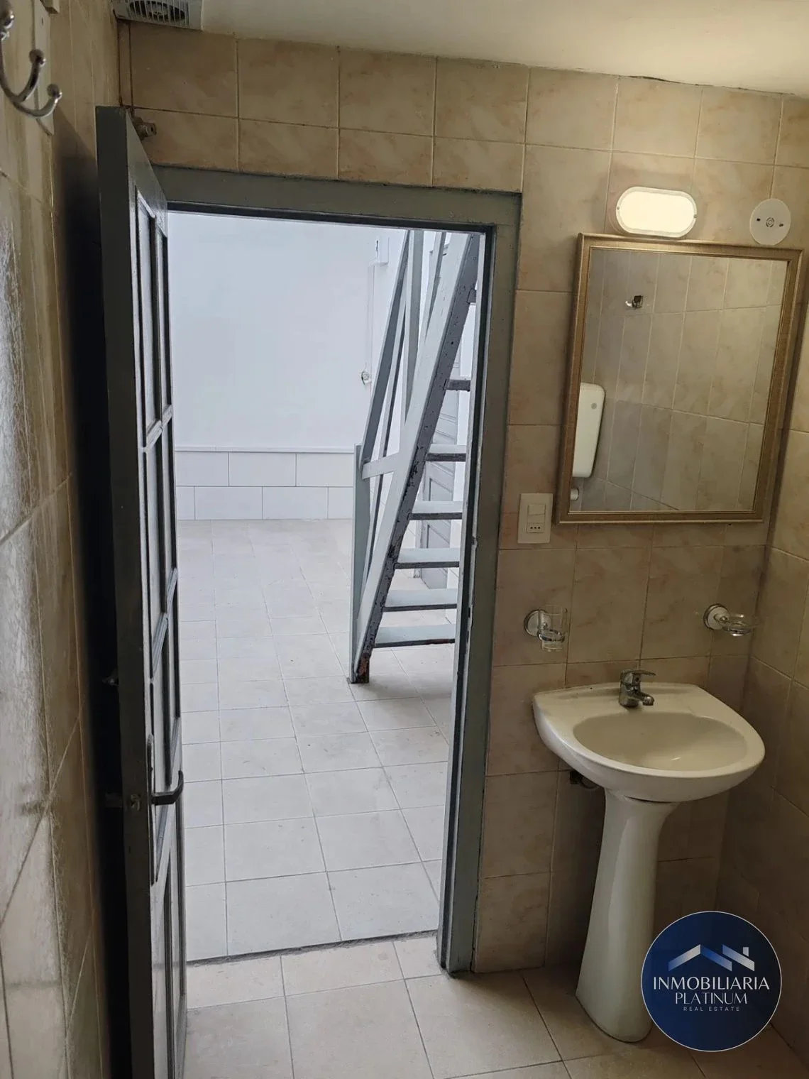 Apartamento en alquiler en La Comercial 2 dormitorios - Imagen 3