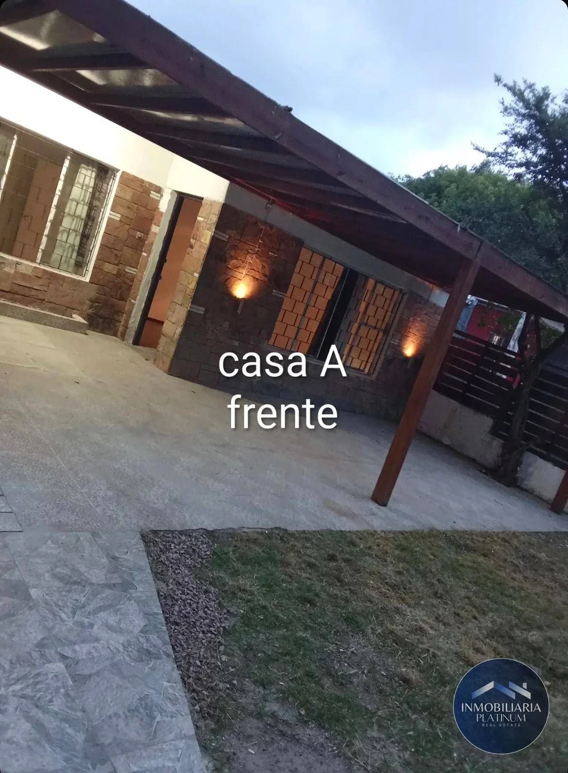 Casa en venta c/ cochera en Flor de Maroñas - Imagen 1