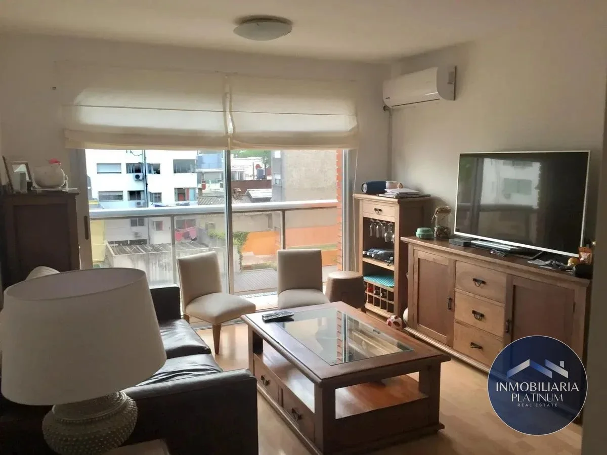 Apartamento en alquiler en Parque Rodó - Imagen 1