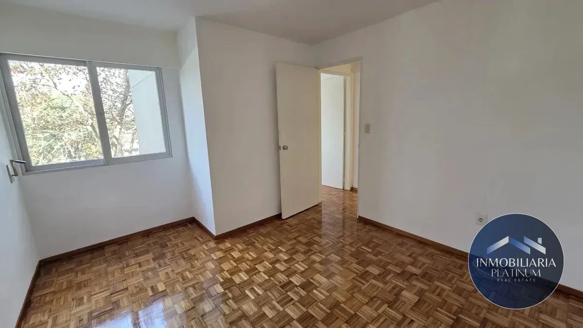 Apartamento en alquiler c/ cochera en Tres Cruces - Imagen 4