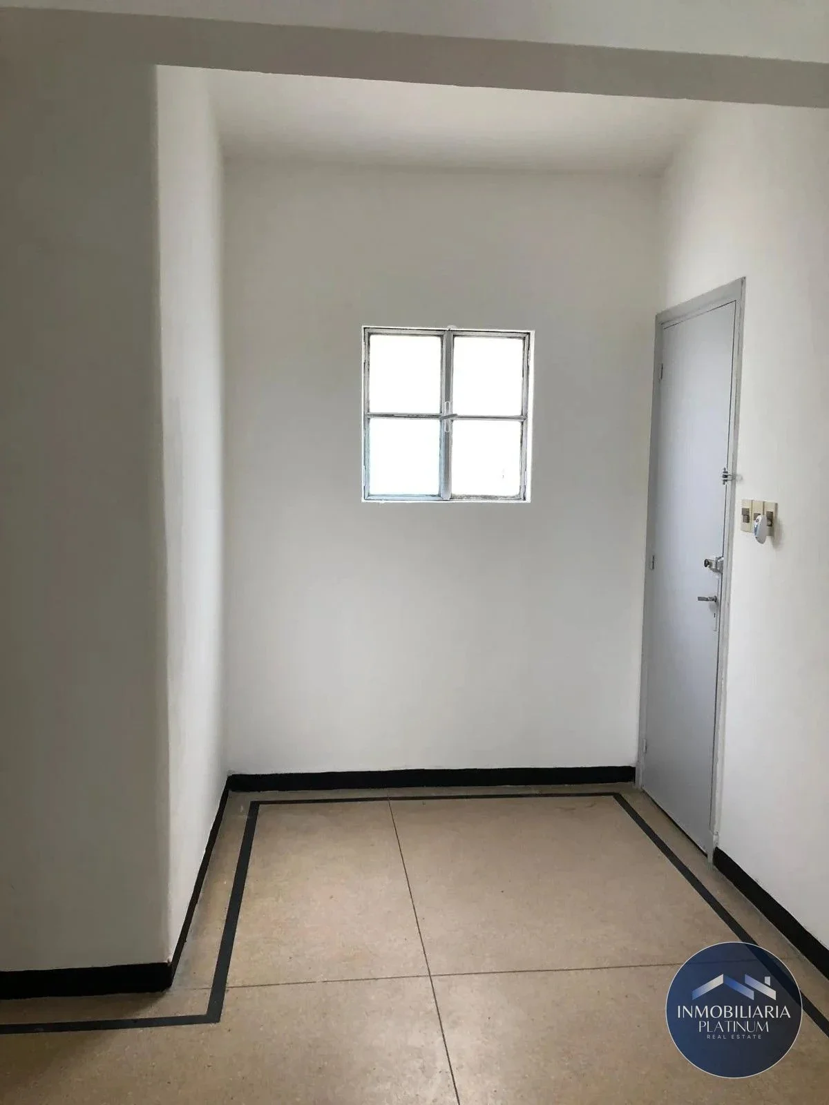 Casa de Altos en Alquiler de 2 Dormitorios en Buceo - Imagen 3