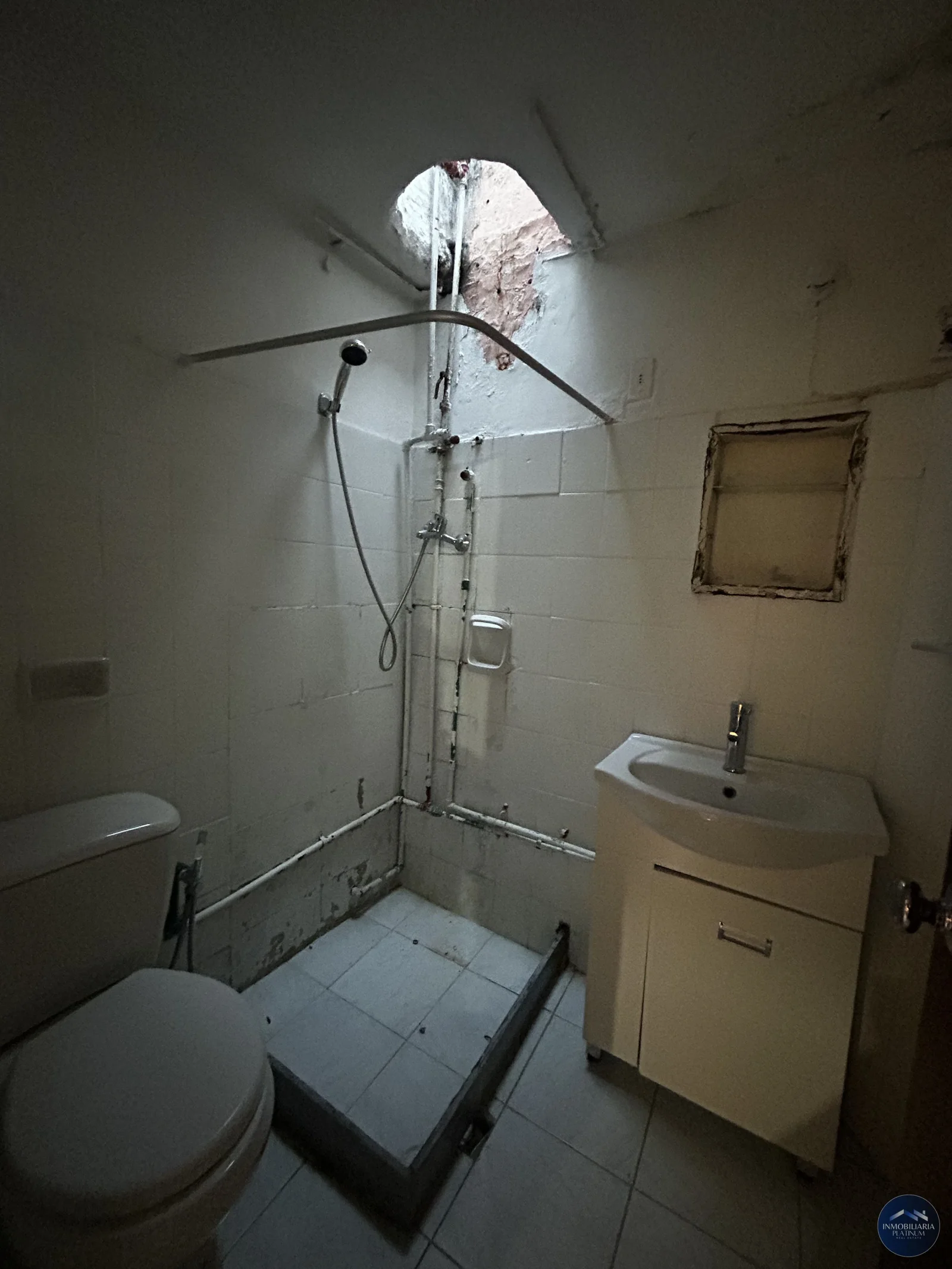 Apartamento en venta en Tres Cruces - Imagen 3