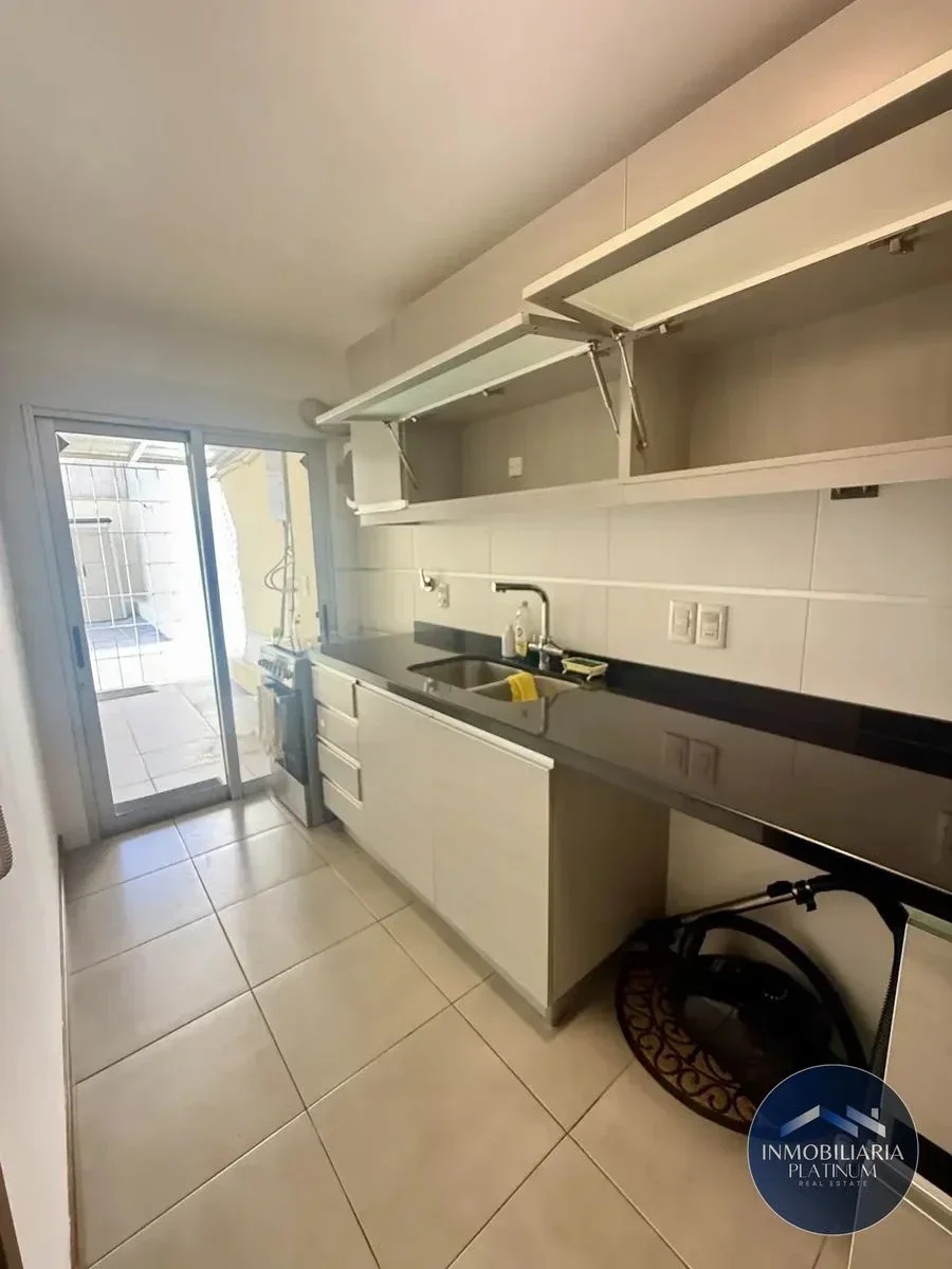Apartamento de 2 Dormitorios y 2 Baños en Venta en Malvin - Imagen 2