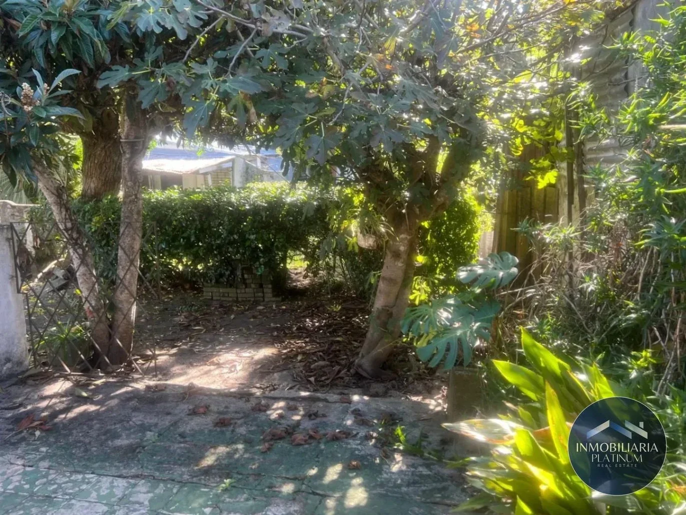 Casa en venta c/ cochera en La Floresta - Imagen 2