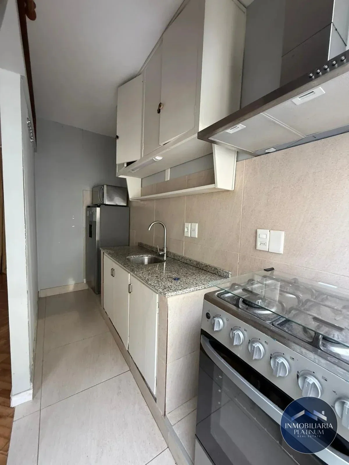 Apartamento en alquiler en Centro - Imagen 2