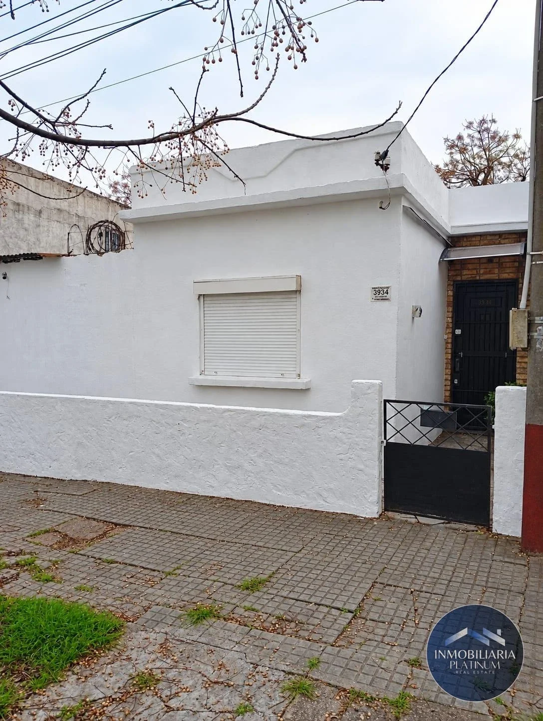 Casa en alquiler c/ cochera en Cerrito - Imagen 2