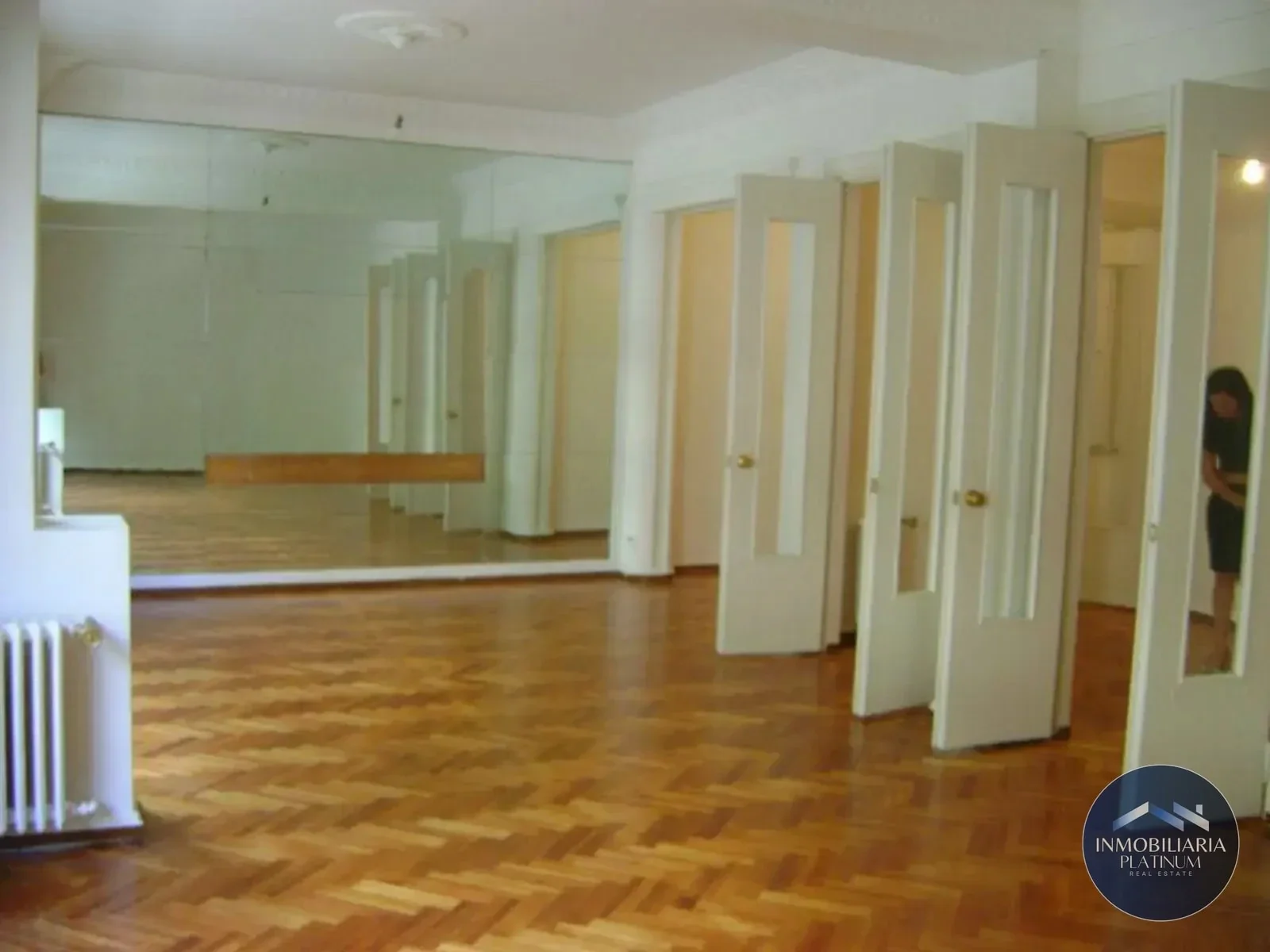 Apartamento en alquiler c/ cochera en Centro - Imagen 1