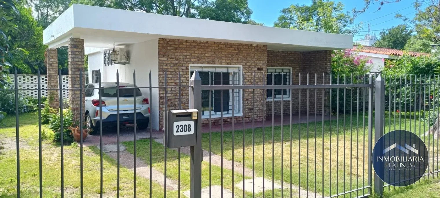 Casa en alquiler c/ cochera en Carrasco Norte - Imagen 2