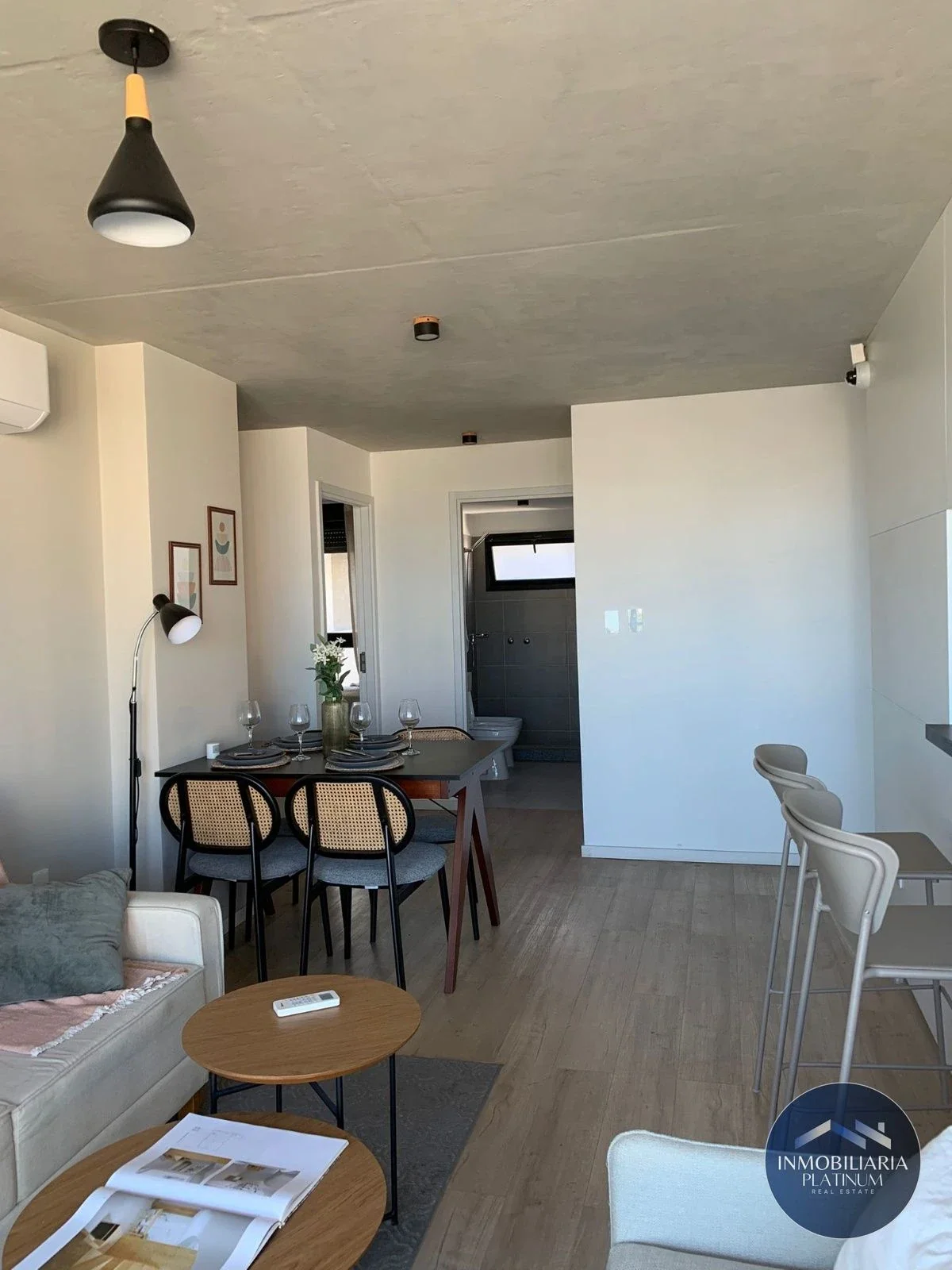 Apartamento en venta dos dormitorios c/ cochera en Aguada - Imagen 4