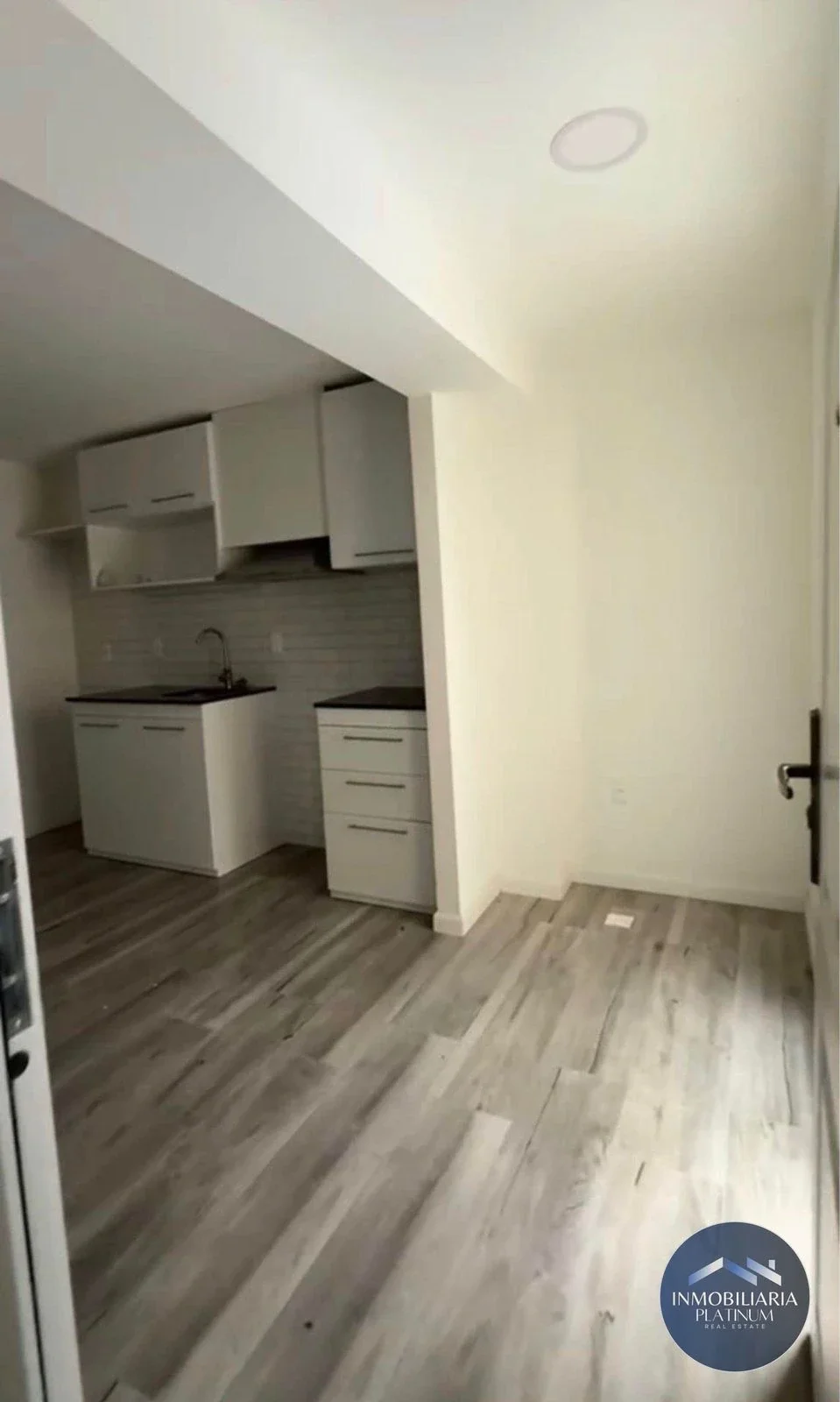 Apartamento en alquiler en Aguada - Imagen 2