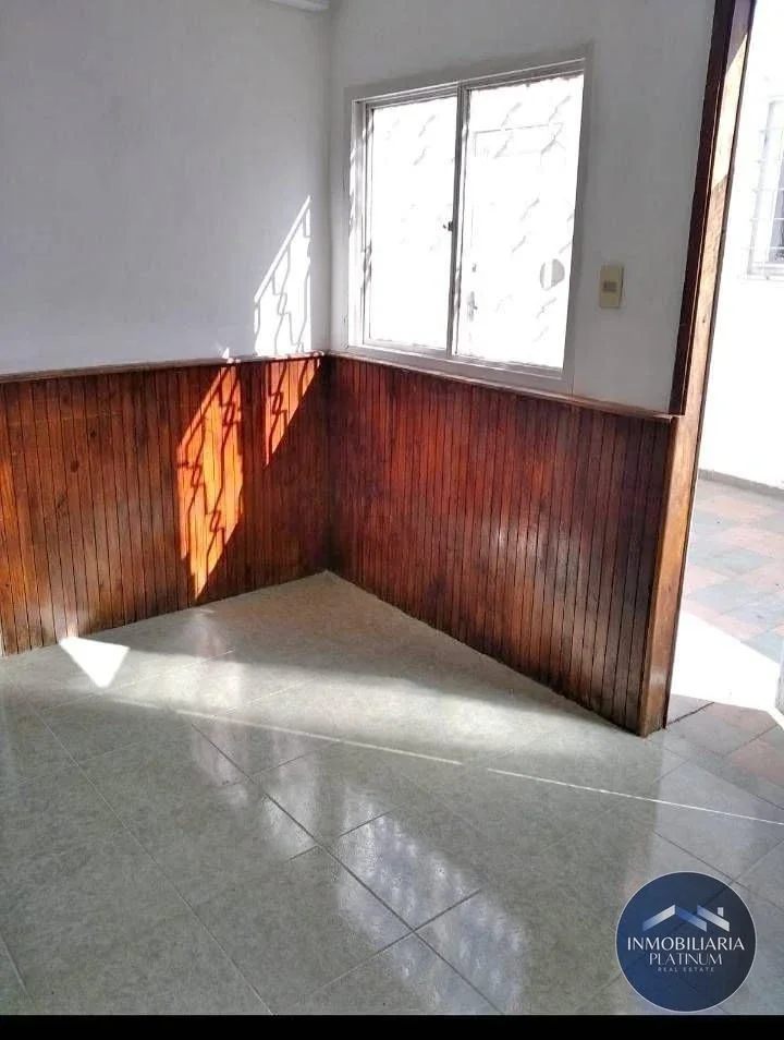 Apartamento en alquiler en Mercado Modelo - Imagen 1