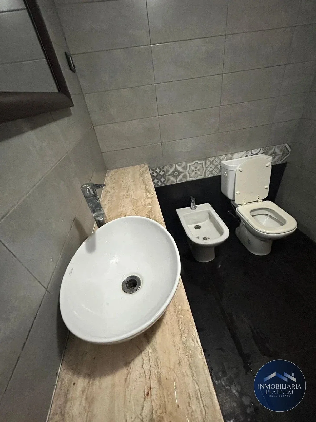Casa en alquiler c/ cochera en La Blanqueada - Imagen 2