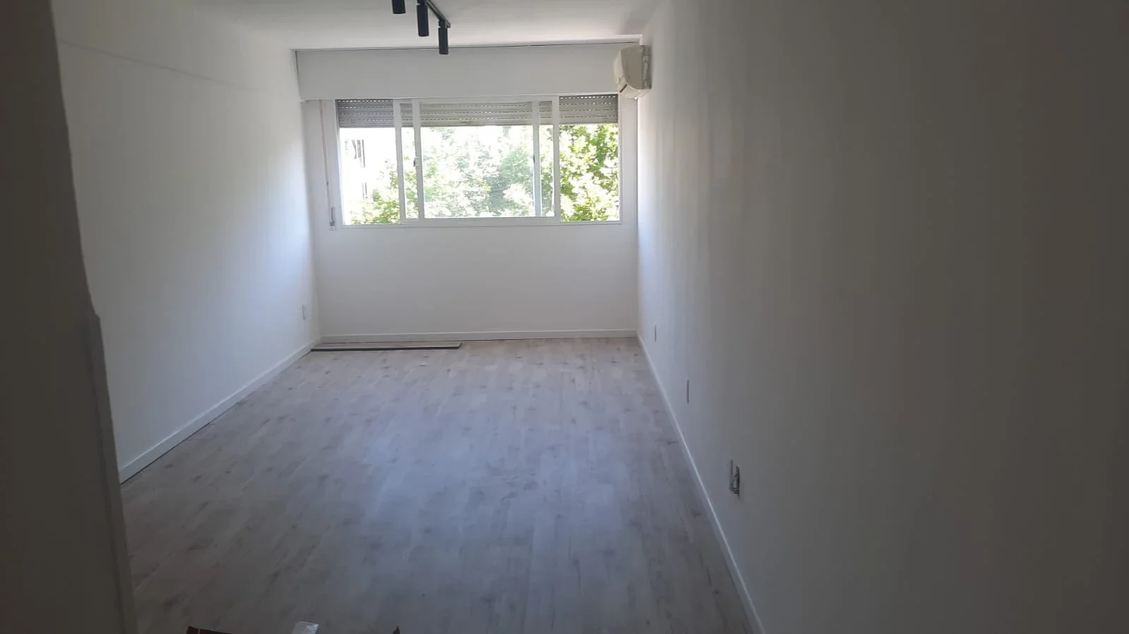 Apartamento en alquiler de 2 dormitorios en Centro - Imagen 4