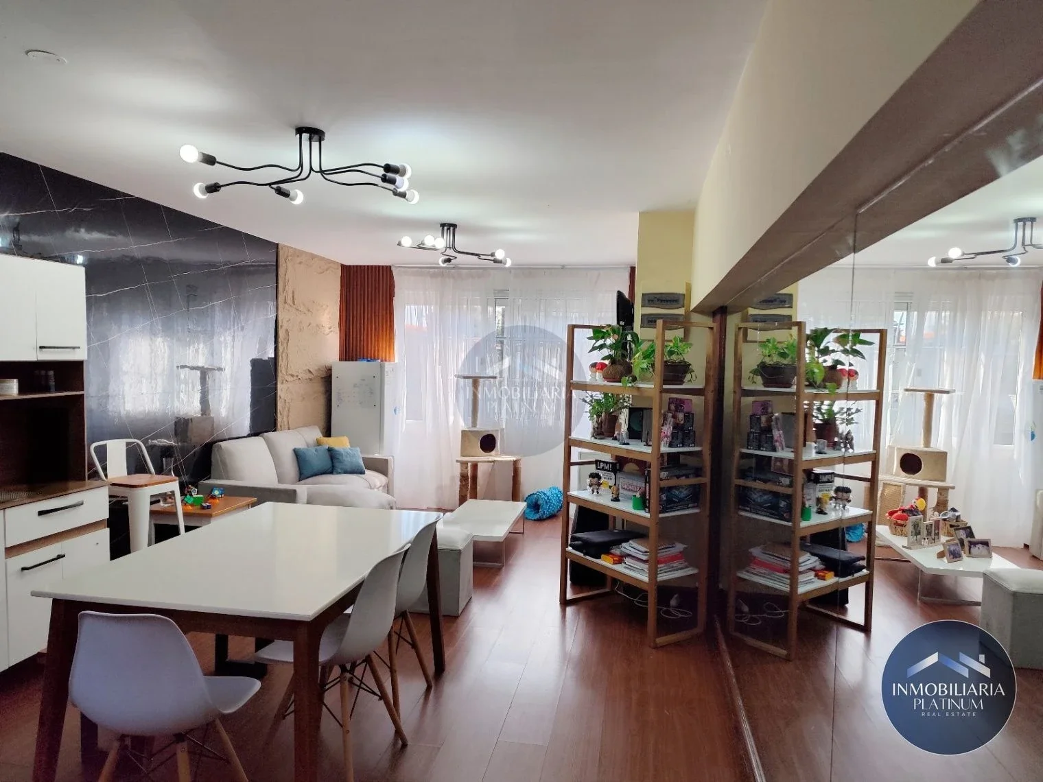 Apartamento en alquiler c/ cochera en Larrañaga - Imagen 1