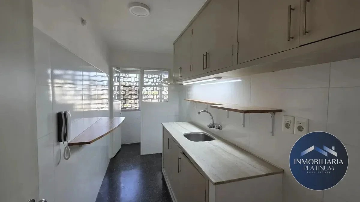 Apartamento en alquiler c/ cochera en Tres Cruces - Imagen 5