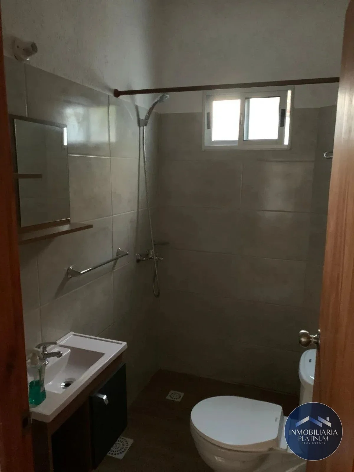 Apartamento en Alquiler de 2 Dormitorios c/ Cochera en Peñarol - Imagen 3