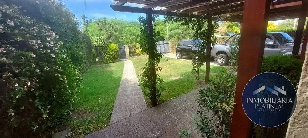 Casa en venta c/ cochera en Carrasco - Imagen 4
