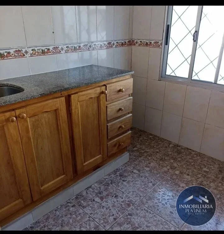 Apartamento en alquiler en Colón - Imagen 4