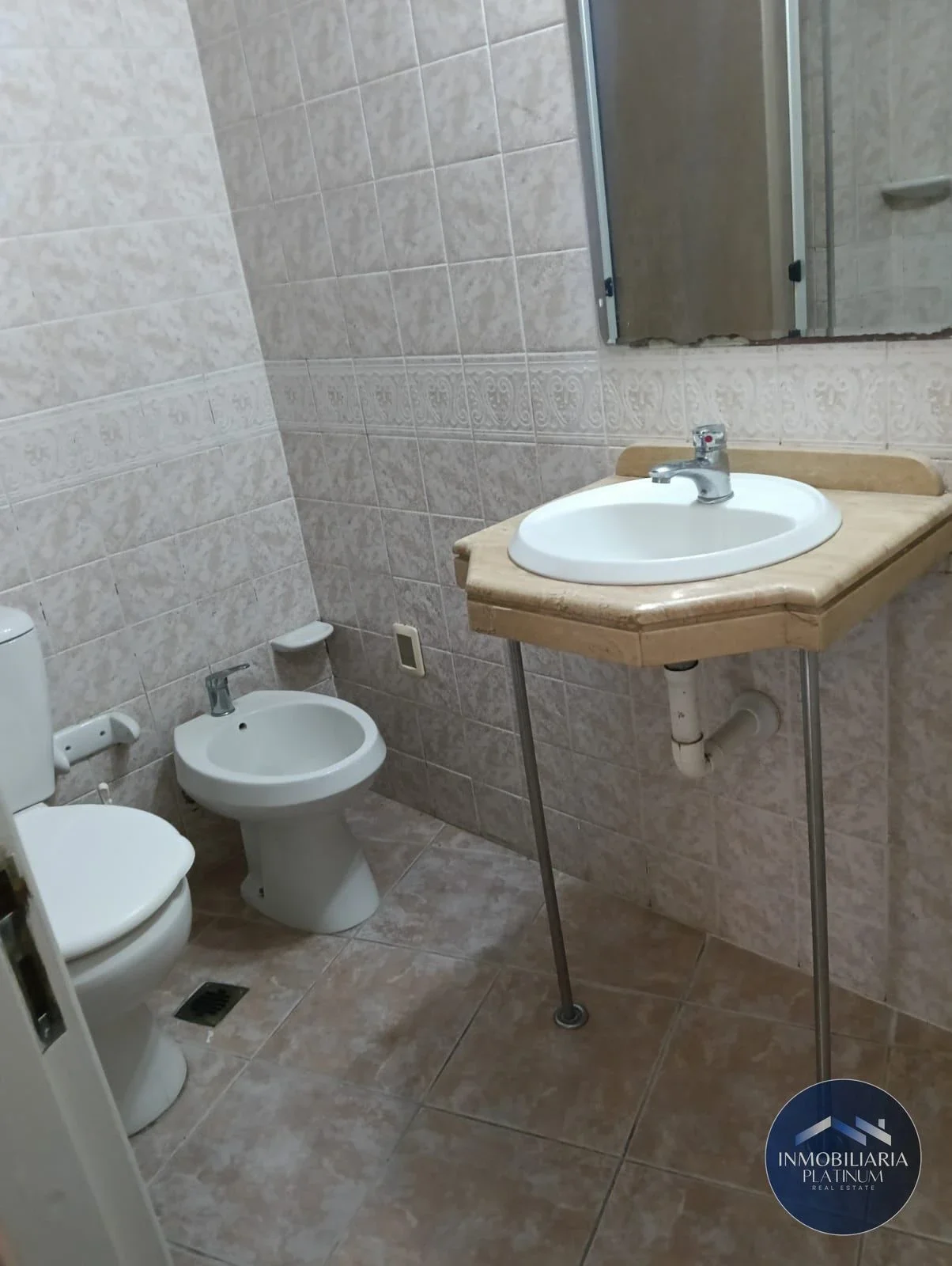 Apartamento en alquiler en Tres Cruces - Imagen 4