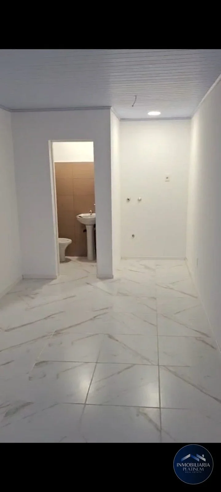 Local Comercial en alquiler ubicado en Cerrito - Imagen 4