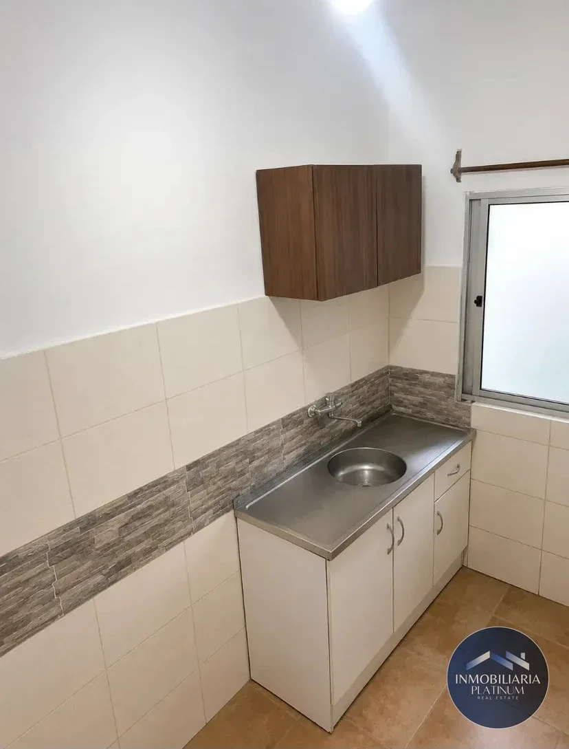 Apartamento en alquiler en Barrio Sur - Imagen 2