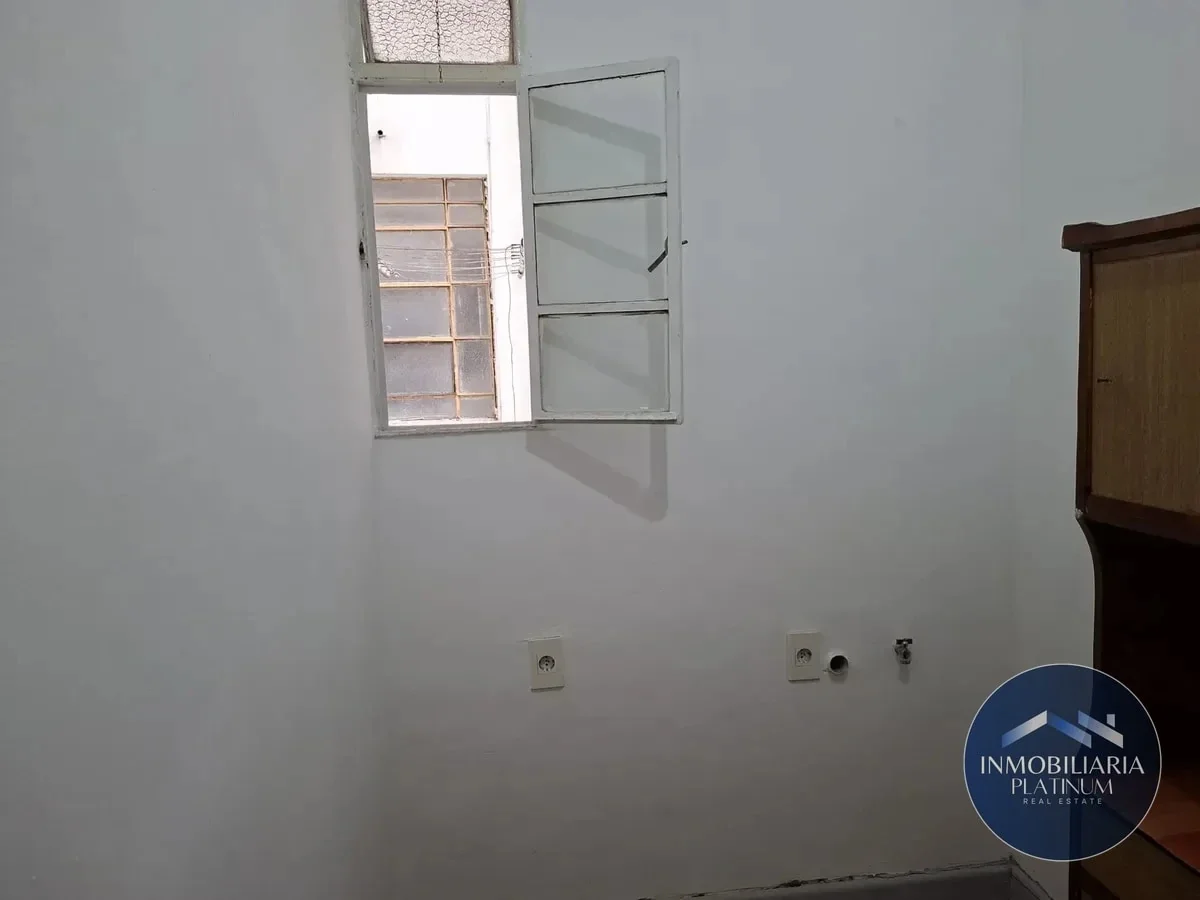 Apartamento en alquiler con 3 Dormitorios y 2 baños, Centro - Imagen 5