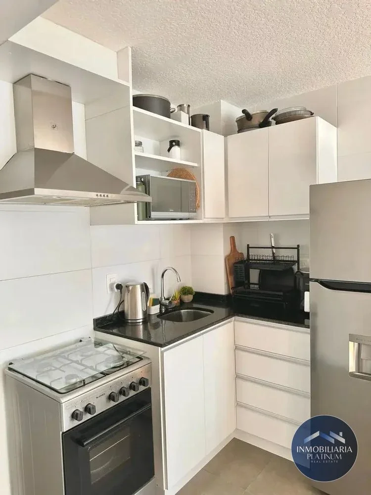 Apartamento en alquiler c/ cochera en Malvin - Imagen 2