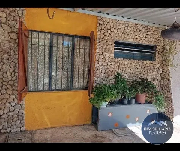Casa en venta c/ cochera en Pajas Blancas - Imagen 4