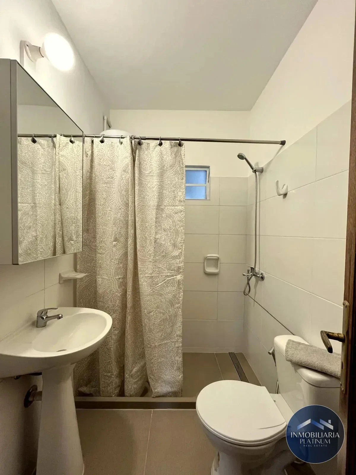 Apartamento 1 dormitorio y balcón en alquiler en Barrio Sur - Imagen 4