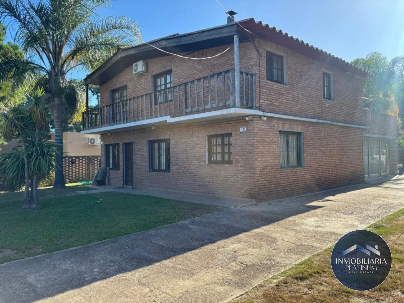 Casa en venta c/ cochera en Parque del Plata - Imagen 1
