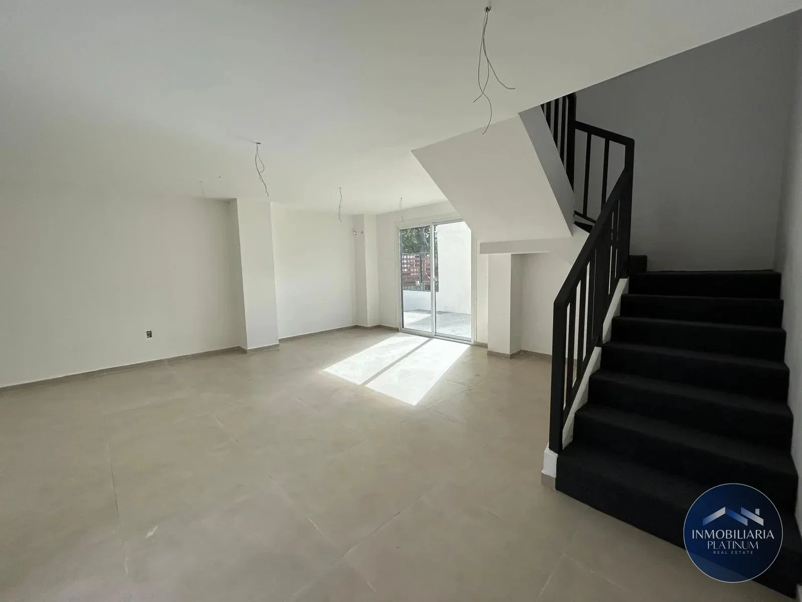 Apartamento en alquiler c/ cochera en Malvin - Imagen 4