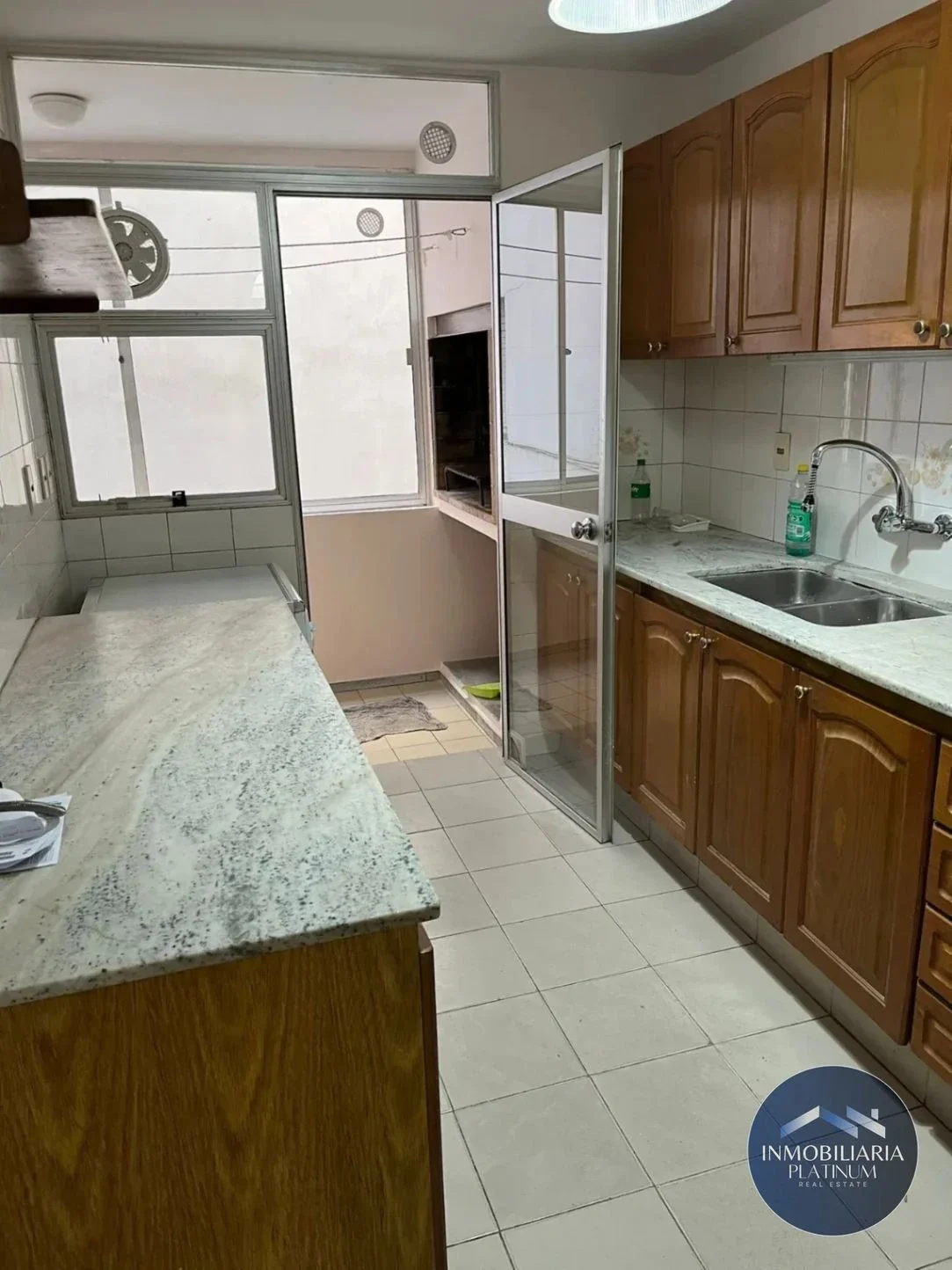 Apartamento en alquiler c/ cochera en Pocitos - Imagen 3