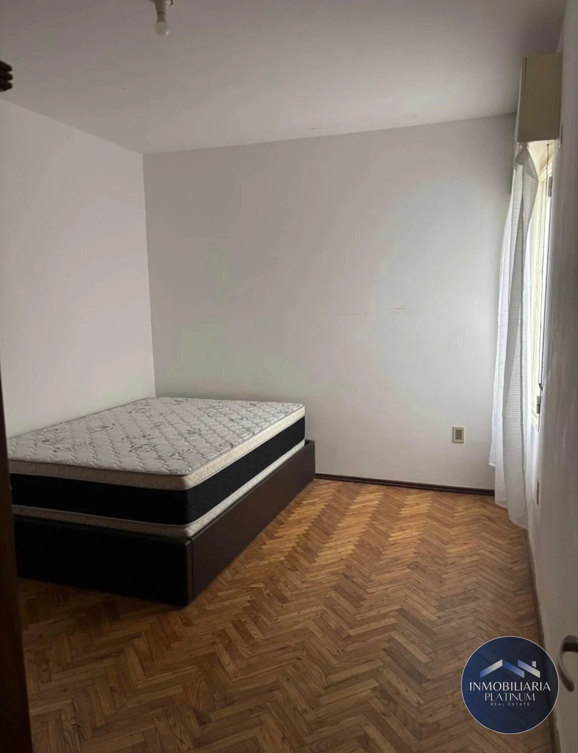 Apartamento en alquiler en Ciudad Vieja - Imagen 2