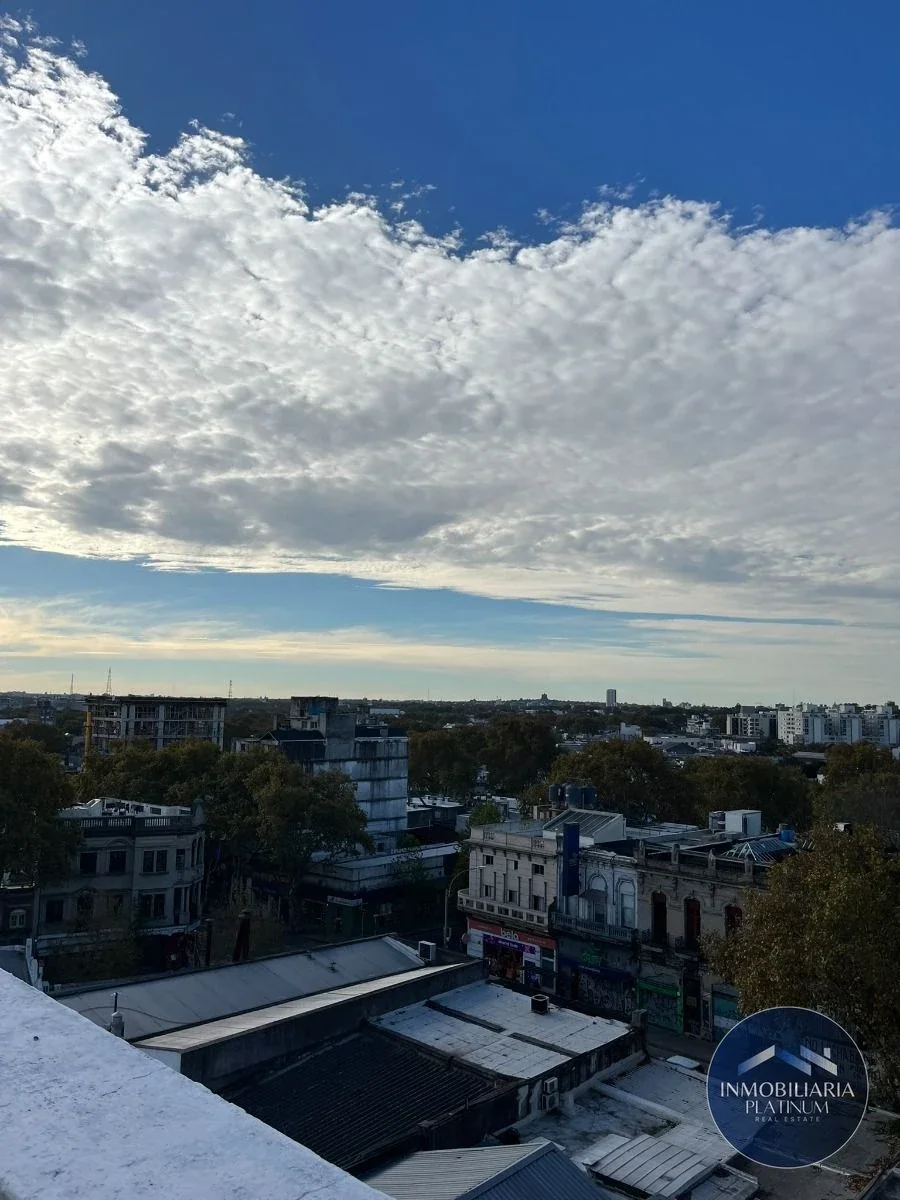 Apartamento mono ambiente con terraza exclusiva en venta en Centro - Imagen 4