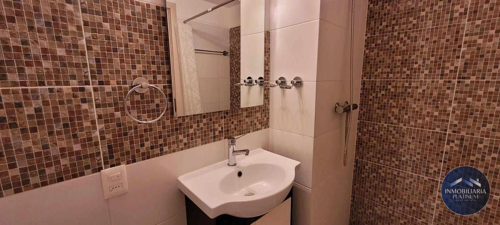 Apartamento en alquiler en Malvin - Imagen 4