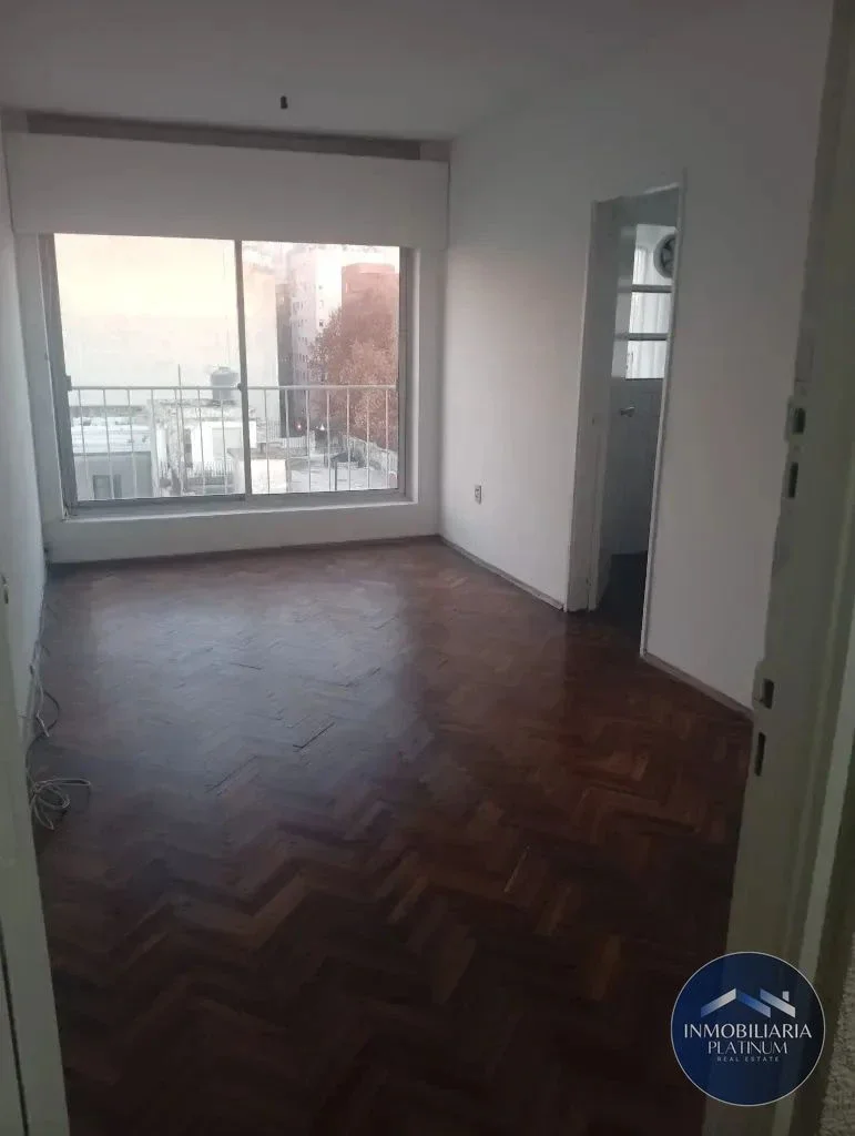 Apartamento en alquiler en Centro - Imagen 1