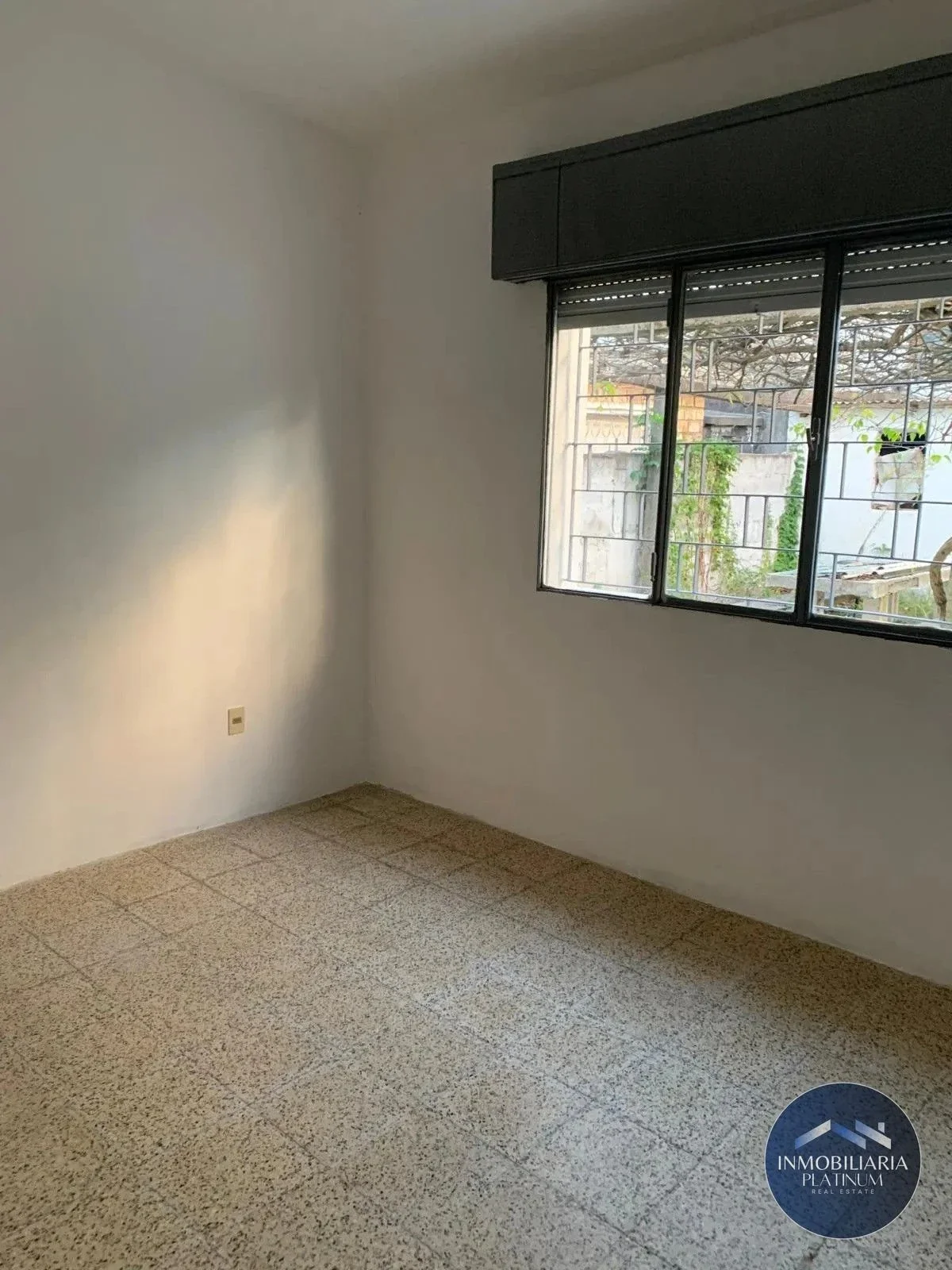 Apartamento en Alquiler de 2 Dormitorios c/ Cochera en Peñarol - Imagen 4