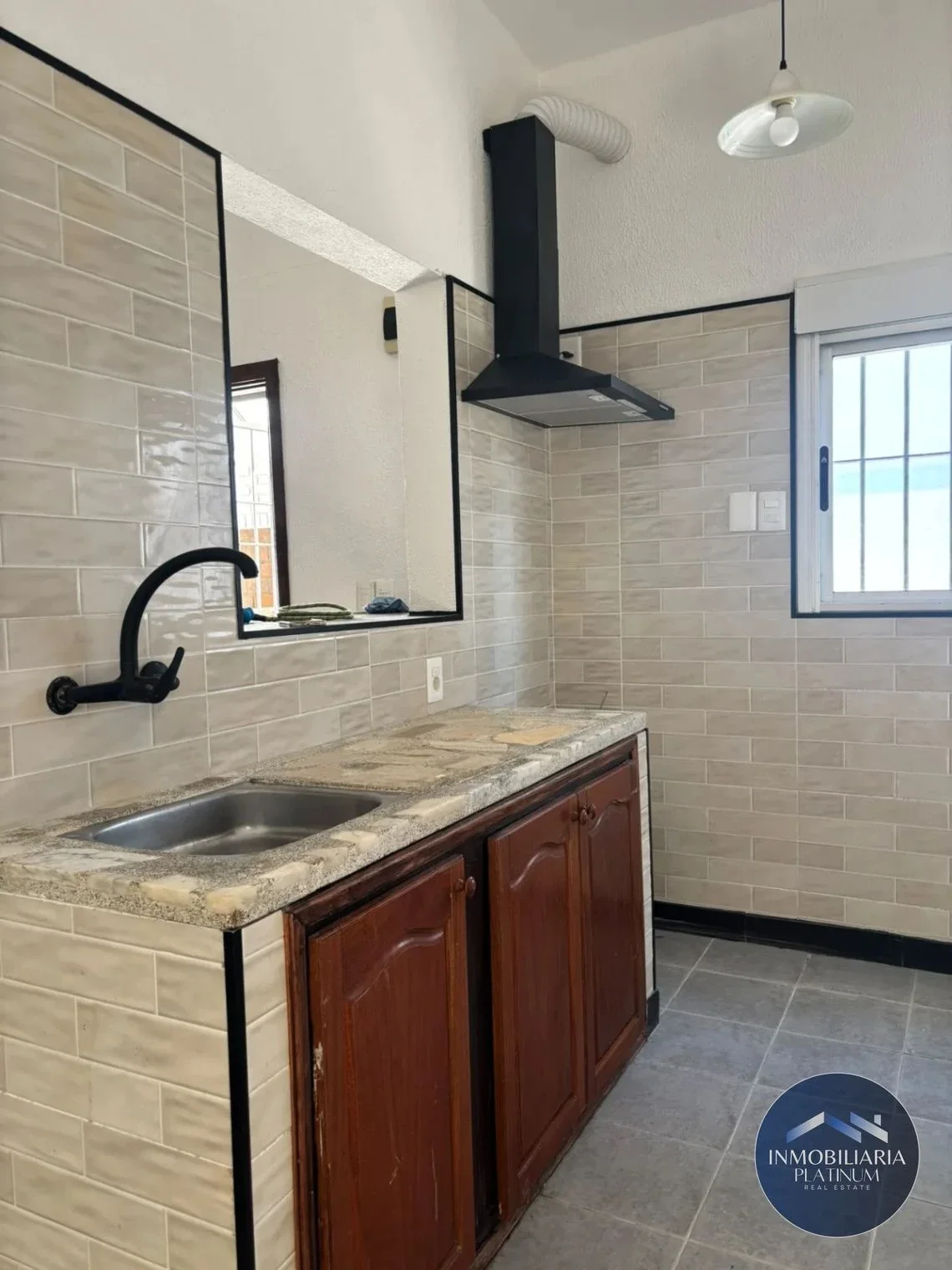Casa en alquiler en Peñarol - Imagen 1