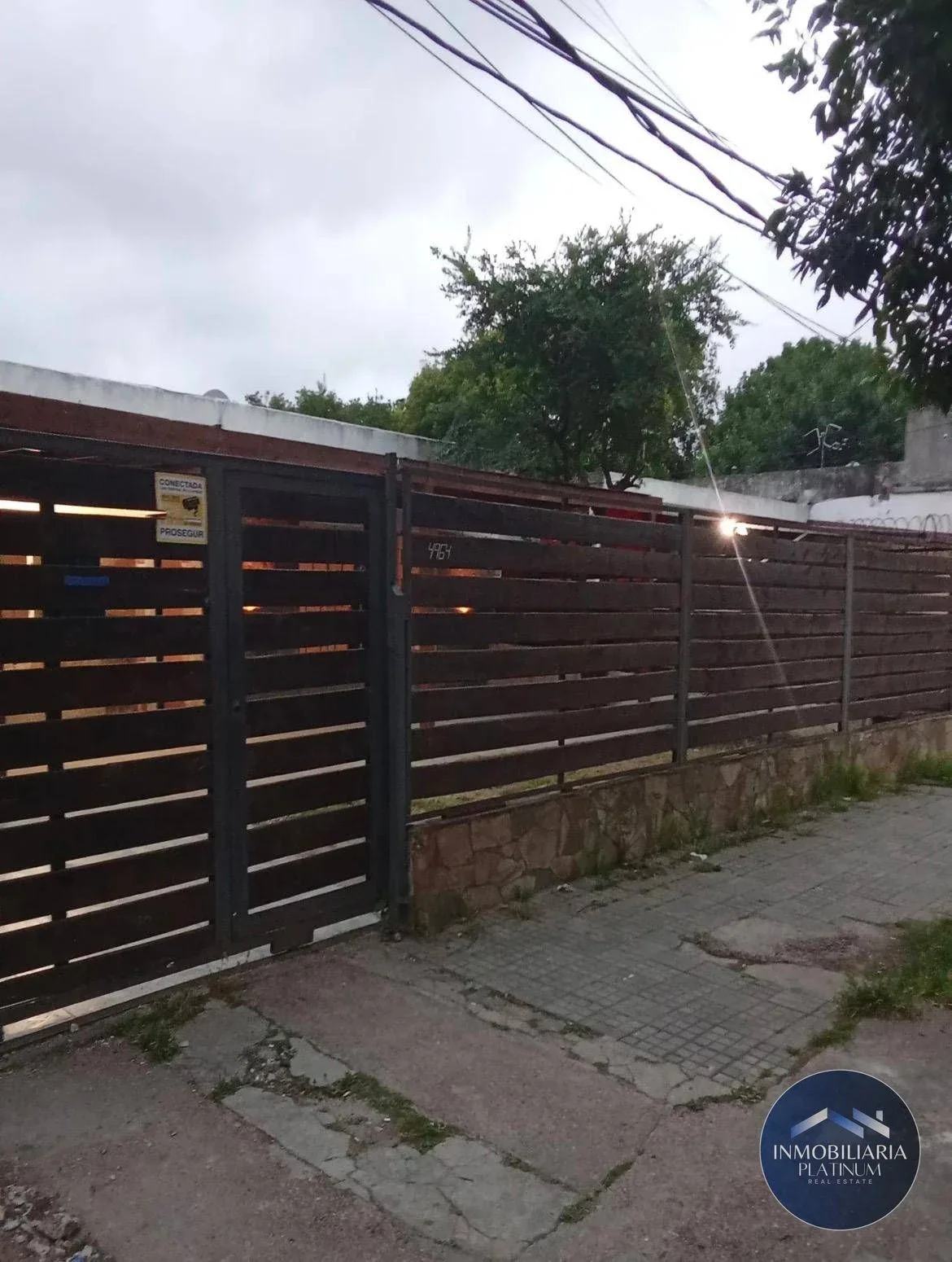 Casa en venta c/ cochera en Flor de Maroñas - Imagen 2