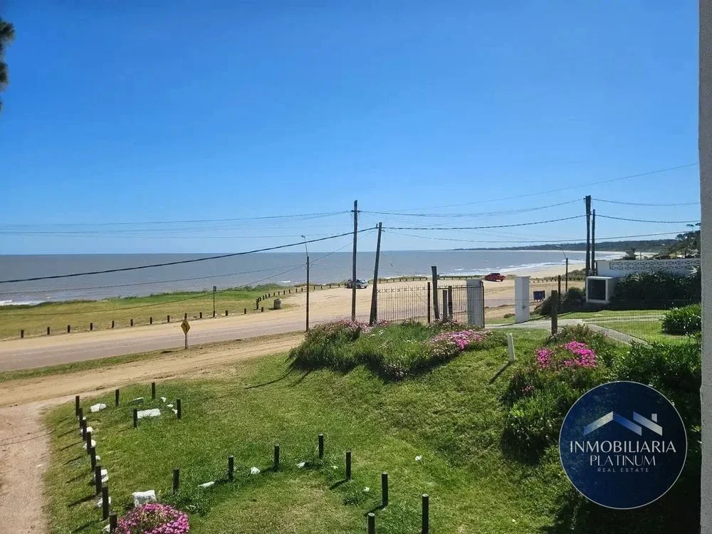 Apartamento en venta c/ cochera en Atlántida - Imagen 3