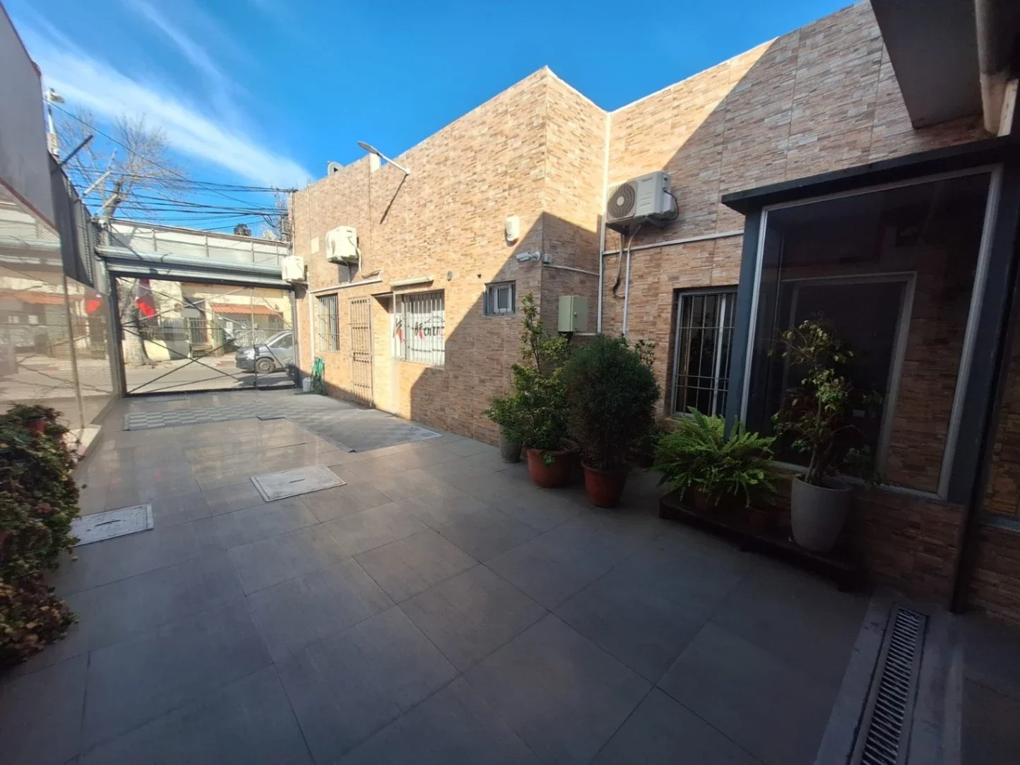 Local Comercial en alquiler ubicado en Unión - Imagen 2