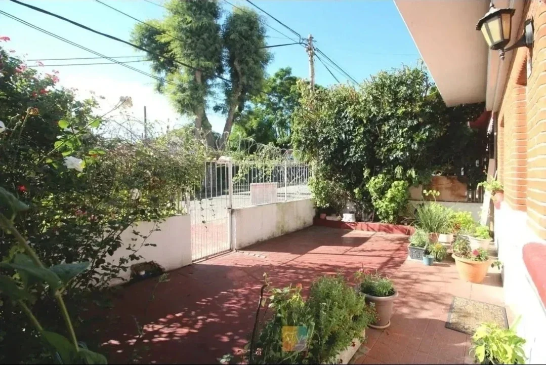 Casa en venta en Villa Española - Imagen 2