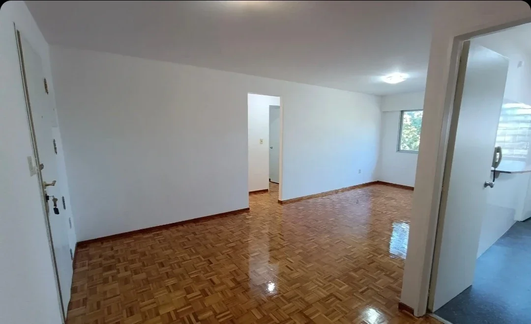 Apartamento en alquiler c/ cochera en Tres Cruces - Imagen 4