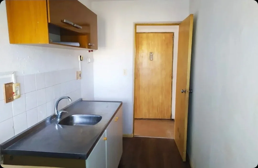 Apartamento en alquiler en Colón - Imagen 2