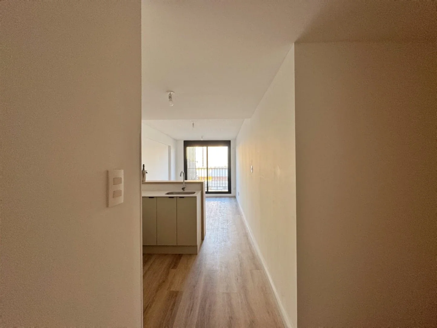 ALQUILER APARTAMENTO 2 DORMITORIOS A ESTRENAR 3 CRUCES - Imagen 2