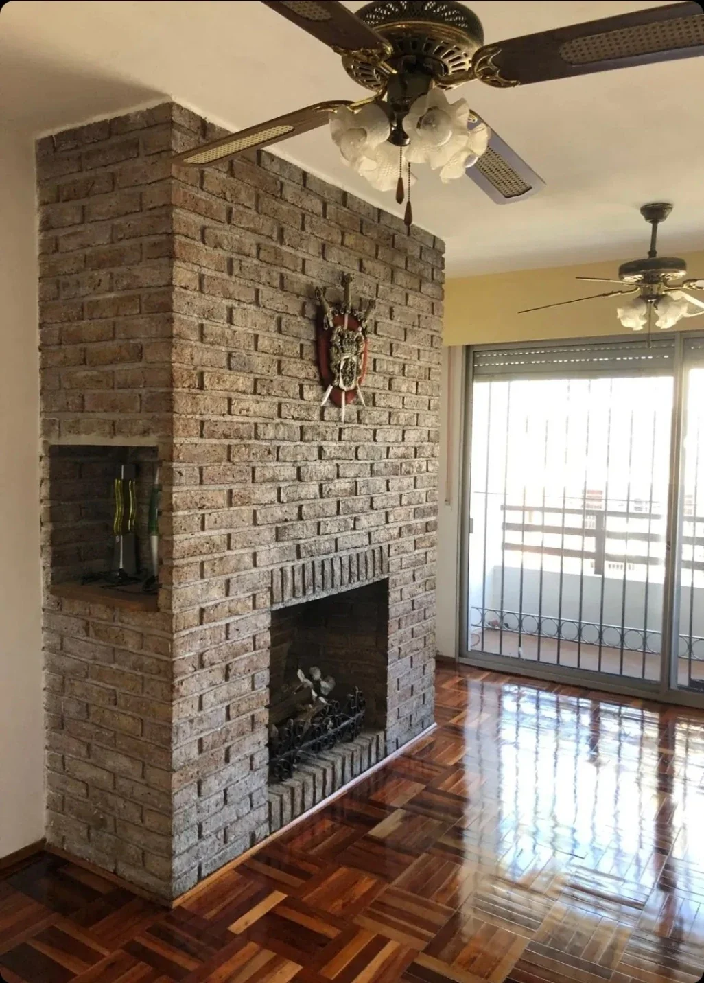 Apartamento en alquiler c/ cochera en Malvin - Imagen 2