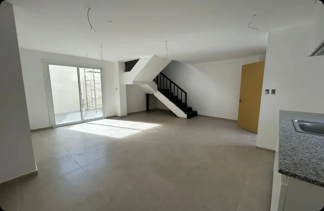 Apartamento en alquiler c/ cochera en Malvin Norte - Imagen 1