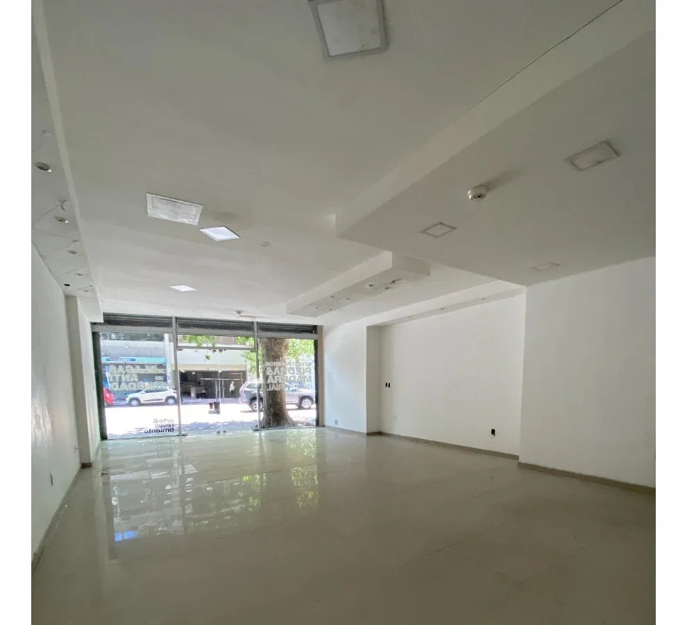 Alquiler Local Comercial En Córdon Sur!! - Imagen 2