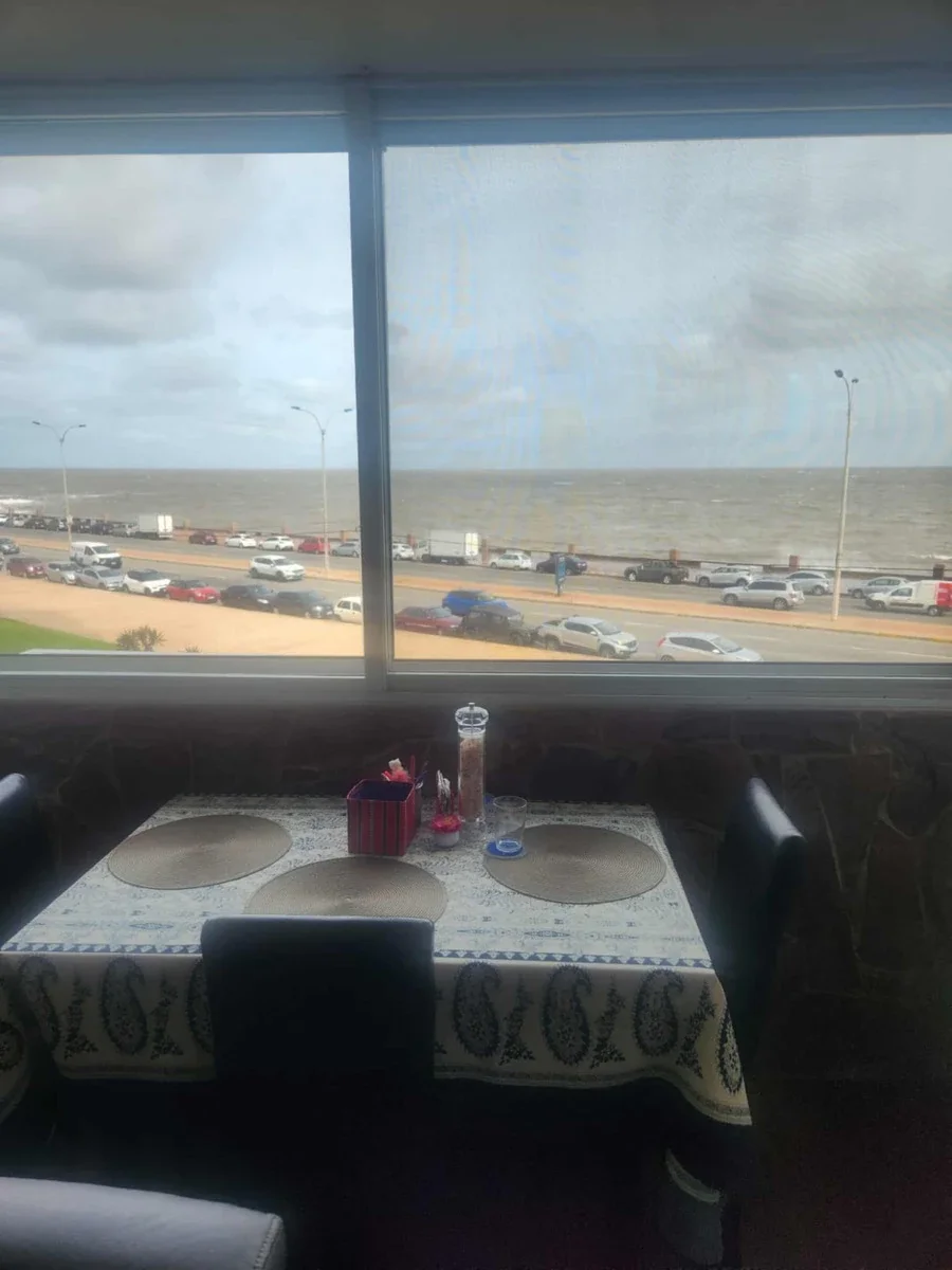 Apartamento 3 Dormitorios Rambla Y Paraguay - Imagen 3