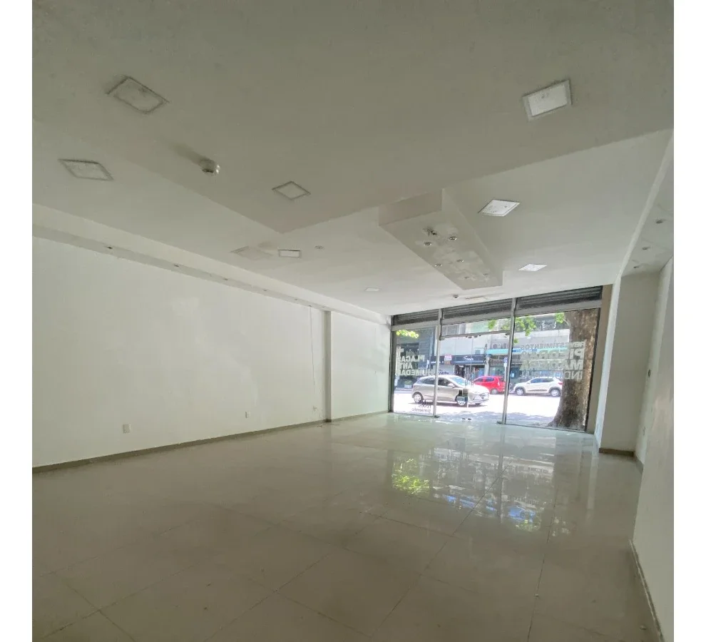 Alquiler Local Comercial En Córdon Sur!! - Imagen 3